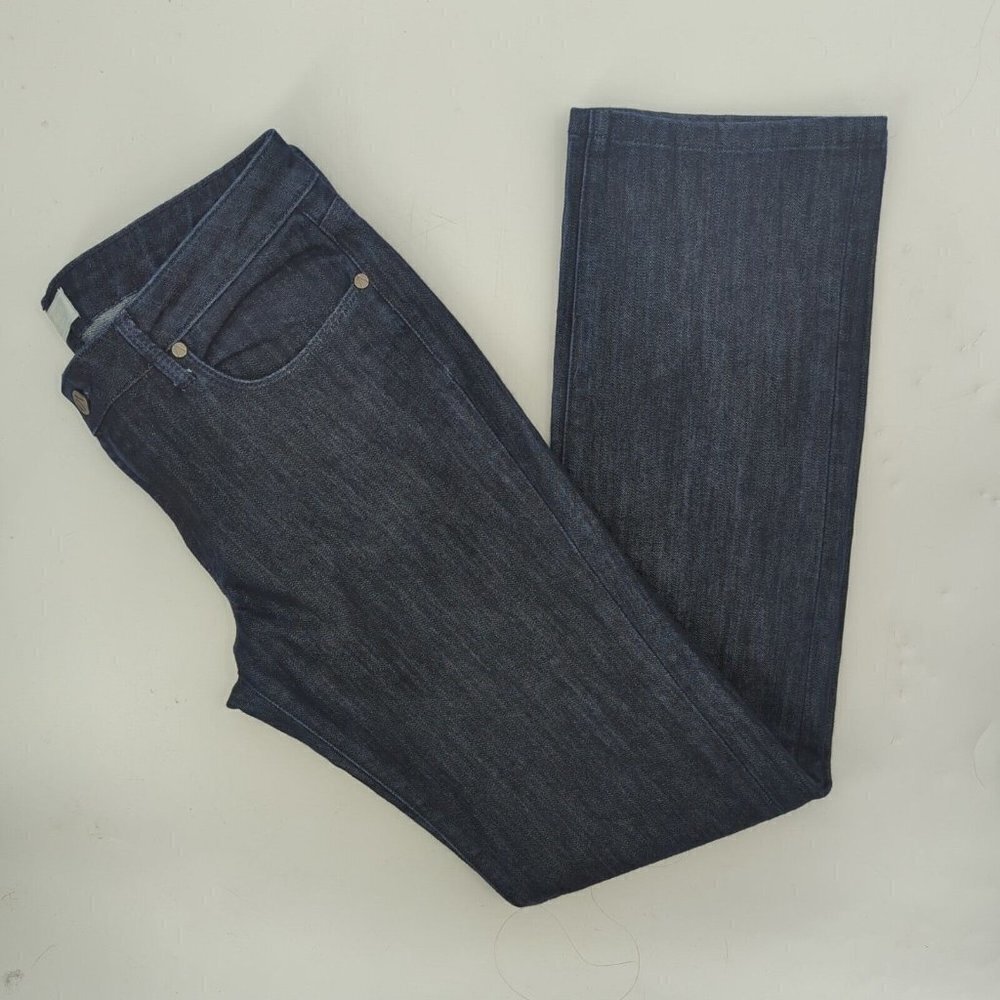 ARISTOCRAT Straight Leg Jeans